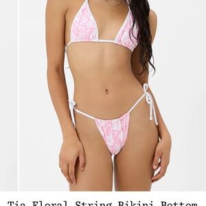 🆕 NWT Frankie’s Bikinis Tia Floral String Bikini Bottom